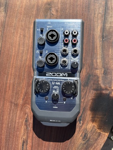 Zoom portable usb audio - u-44,